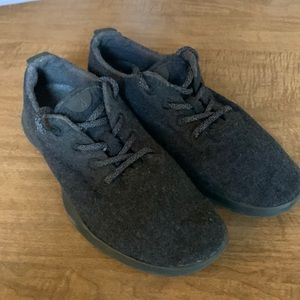 Black, size 11, Mens Allbird Wool Runners.